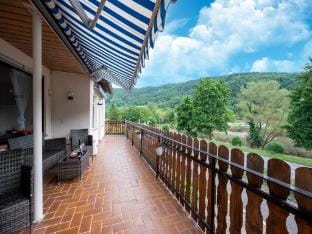 Serene Stay by the Moselle Vacation rental in Ediger-Eller