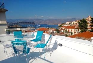 Spacious holiday home in Galaxidi with garden Vacation rental in Peloponnese, Western Greece and the Ionian