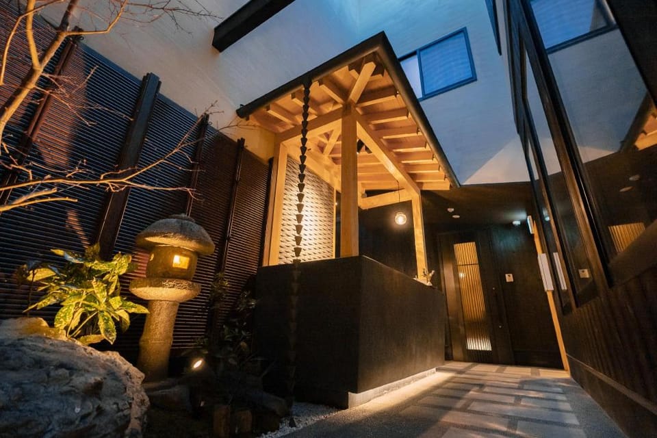 Tanimachi-kun, Hoshiya, Higashiyama Mochitsukikyo Hotel in Kyoto