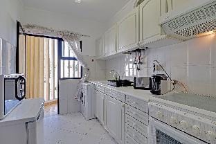 VILAMOURA BALCONY WITH POOL by HOMING Apartment in Quarteira