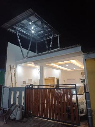Yuuby Homestay Family Kraksaan Probolinggo Vacation rental in East Java