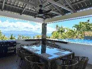 CasaBlanca Puerto Galera Villa in Puerto Galera