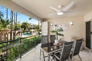 Tropical Gardens - Resort  9 Pools   Gym Apartment in Cairns