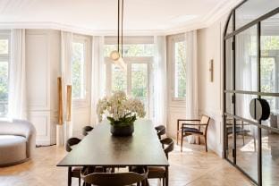 L’Art de Vivre – 4BR Penthouse with Eiffel View Vacation rental in Paris