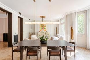 L’Art de Vivre – 4BR Penthouse with Eiffel View Vacation rental in Paris