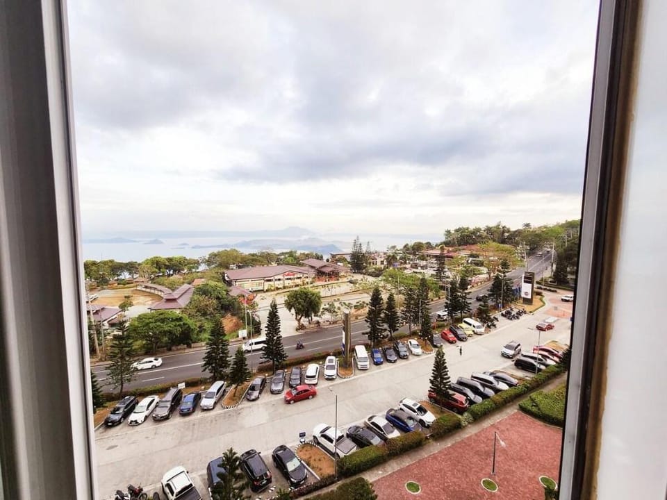Relaxing Stay Tagaytay Apartment in Tagaytay