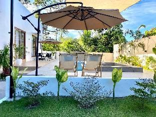 Sakura Private Villa Angeles Vacation rental in Angeles