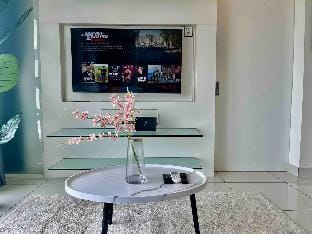 B1606 Midvalley NETFLIX ✅(10 Mins Walk Midvalley) Vacation rental in Johor Bahru
