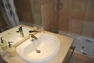 Apartamento 4 personas en la Alcaid Vacation rental in Andalusia