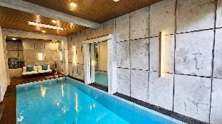 Villa Bandung dago W Billiard dan Warm Pool indoor Villa in Bandung