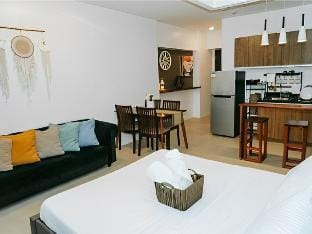 Avida Atria 302 Storeys 2 (Spacious 1-BR) Apartment in Iloilo City