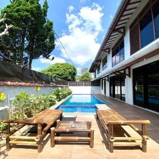 SF Homey Puri Indah Puncak Villa in West Java