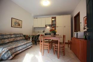 2 rooms apartment with balcony and shared pool - Beahost Apartment in Rosolina Mare