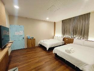 golden NO. h168 courtyard Vacation rental in Hengchun Township