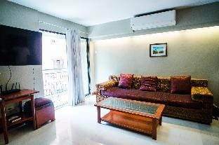Comfy and spacious Condo near Mactan Airport Apartment in Lapu-Lapu City