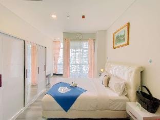 Good Simply 1BR at Sudirman Suites Apt By Travelio Apartment in South Jakarta City