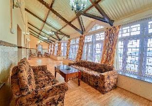 Taj Mahal Vintage Villa by VOYE HOMES Vacation rental in Kodaikanal