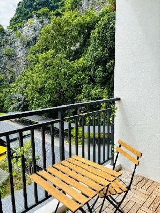 The Cove Ipoh |Mountain View 3B2B|6pax|Iconique Apartment in Ipoh
