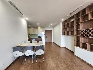 Căn hộ 3 phòng ngủ cạnh VFF. Apartment in Laos
