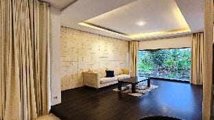 Villa bandung dago private pool W Room Karaoke Villa in Bandung