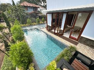 Villa Bandung Lembang Mini Cabin & Private Pool Villa in Parongpong