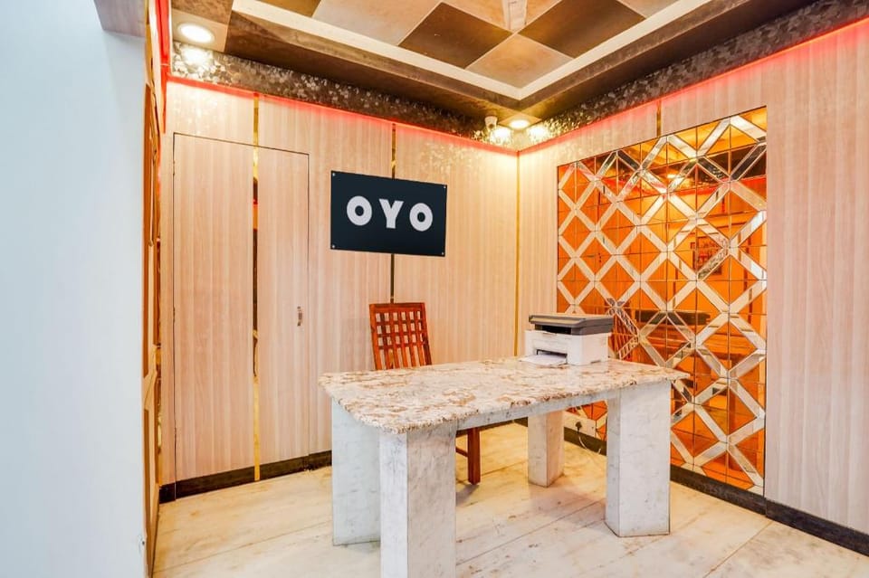 Hotel O Happy stay Hotel in New Delhi