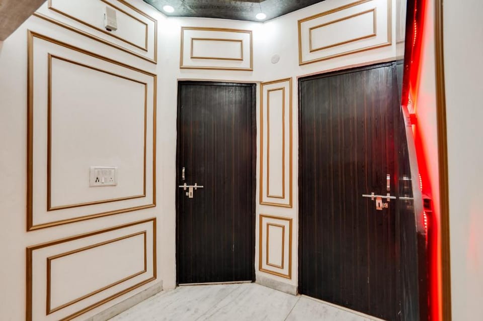 Hotel O Happy stay Hotel in New Delhi