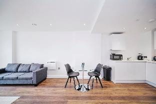 Modern Luxury - Grand Exchange Bracknell Apartment in Bracknell