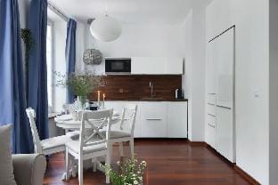 Elite Apartments Hamptons Old Town Apartment in Gdansk