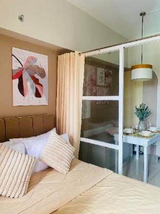 JeeCee Homes condo near Cebu Mactan Airport Apartment in Lapu-Lapu City