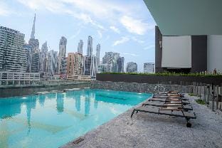 Oasis Stay Luxury Studio with BURJ Khalifa View Vacation rental in Dubai