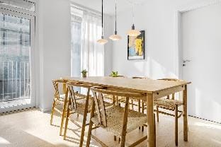 Inner City Grand Suite Apartment in Aarhus