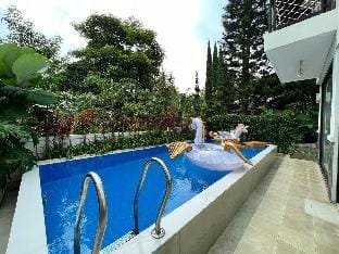 Villa Bandung Lembang W Private Pool and Billiard Villa in Parongpong