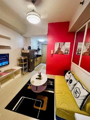 Pink Room -1 BR w/ Balcony Apartment in Quezon City
