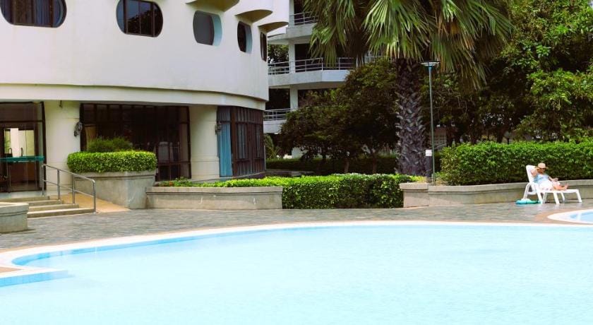 Beach front Apartment with Sea View VIP CONDOCHAIN Apartment in Phe