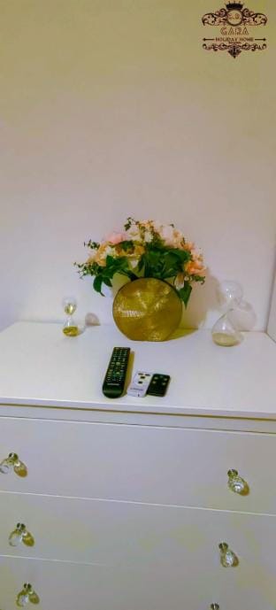 Gara Holiday Home Red- Bologna Airport Suite Apartment in Bologna