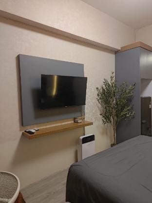 Apartemen Bale Hinggil Deluxe Studio Apartment in Surabaya