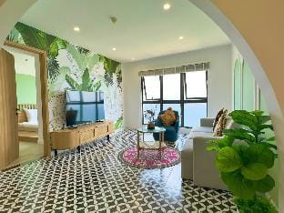 GOLD COAST 3 Bedrooms Ocean View Apartment in Nha Trang