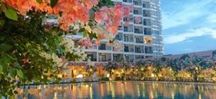 GOLD COAST 3 Bedrooms Ocean View Apartment in Nha Trang