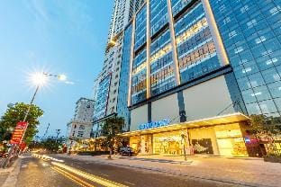 GOLD COAST 3 Bedrooms Ocean View Apartment in Nha Trang