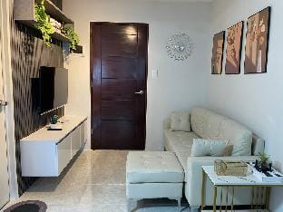 2-BR Condo in Mandaue City Apartment in Cebu City
