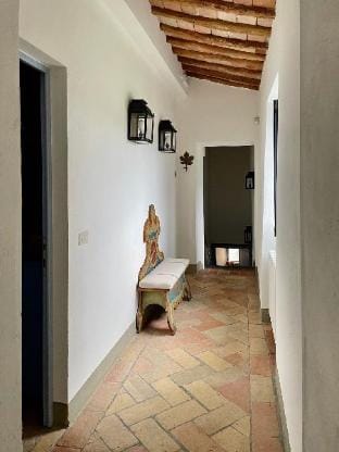 Tuscan lifestyle in period villa AC, EV, pool Vacation rental in San Casciano Val Pesa