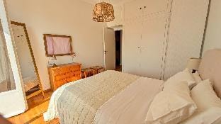 Unique cozy 1bedroom apartment-Athenian modernism Apartment in Athens