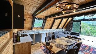 Paradise Valley bungalow Vacation rental in Georgia