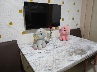 Spacey 2BR adjacent or non-adjacent/MOA by JuDelf Apartment in Pasay