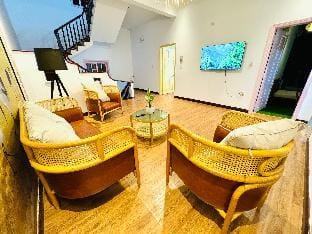 Lumi Villa 5BR Private Pool, Mỹ Khê Beach Villa in Da Nang