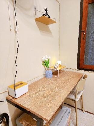 213:Cozy and Sweet Place Near BTS Apartment in Bangkok