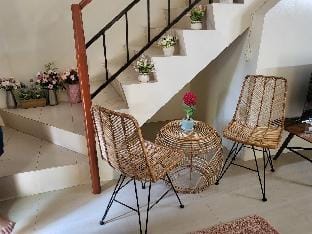 고급주택 단지, 주택 단독사용 5룸, 화장실 4개, 넓은 마당의 대저택 Vacation rental in Lapu-Lapu City