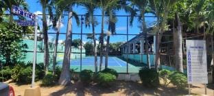 고급주택 단지, 주택 단독사용 5룸, 화장실 4개, 넓은 마당의 대저택 Vacation rental in Lapu-Lapu City