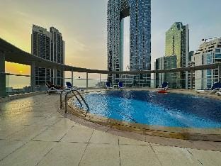 Unforgettable Canal & Sea View in Dubai Marina Apartment in Dubai